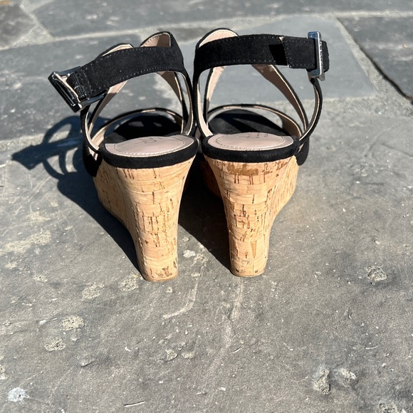 Charles by Charles David, 6.5M, black with cork wedge, butterfly strap pattern - Picture 5 of 5